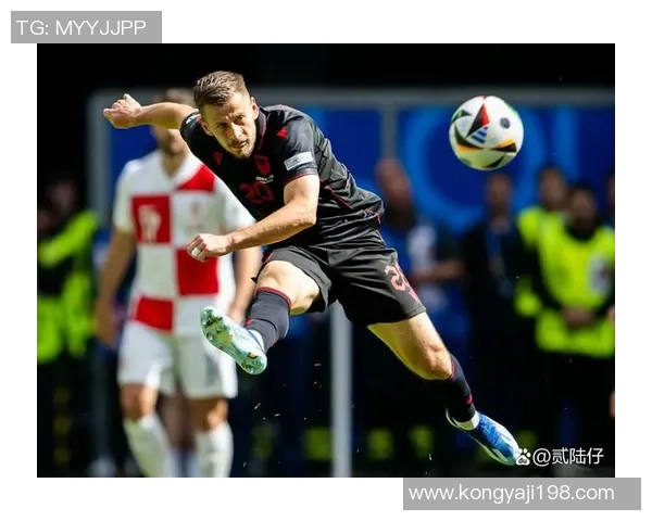 足球明星在赛场上瞬间蹲地的动人瞬间展现他们的坚韧与激情